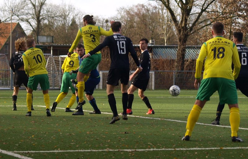 Beeld uit Overwetering vs. Diepenveen, foto Gerrit Krijt