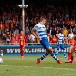 Foto Henny Meyerink. Botos scoort voor Go Ahead Eagles tegen PEC