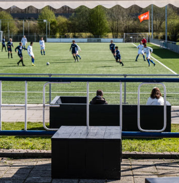 Monsterzege SV Helios op Juliana ‘32 Helios - Foto: Han Balk
