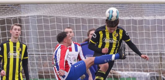 IJsselstreek draait derby bij Sallandia knap om Sallandia - IJsselstreek | foto: Henny Meyerink