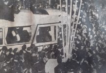 Terugkomst Go Ahead Eagles na wedstrijd tegen Telstar op 2 mei 1965