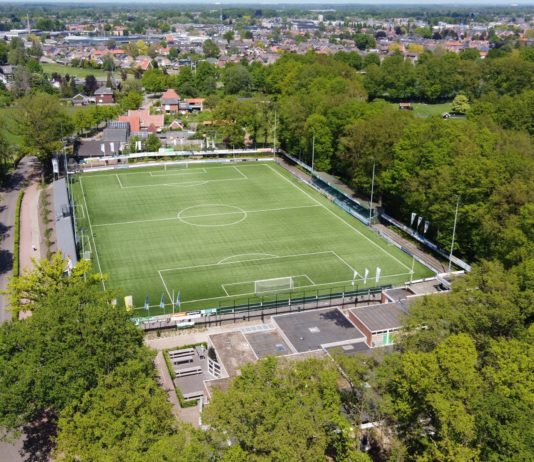 Sterkte eerste helft FC RDC niet genoeg voor resultaat bij HSC’21. HSC21 Haaksbergen