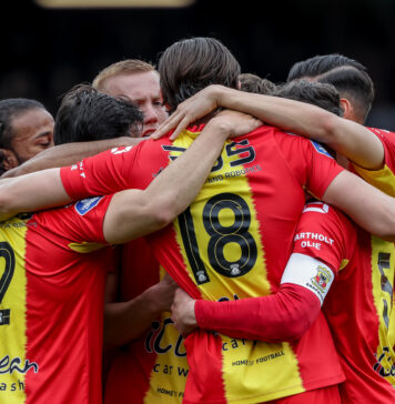 23 april 2023: Willum Thor Willumsson viert zijn goal tegen Fortuna Sittard. Foto: Henny Meyerink/BSR Agency.