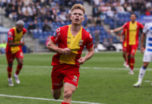 ZWOLLE, NETHERLANDS - SEPTEMBER 17: Oliver Edvardsen of Go Ahead Eagles celebrates after making the equalizer during the Dutch Eredivisie match between PEC Zwolle and Go Ahead Eagles at MAC3Park Stadion on September 17, 2023 in Zwolle, Netherlands. (Photo by Henny Meyerink/BSR Agency)