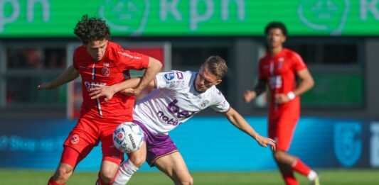 Almere City - Go Ahead Eagles | foto: Henny Meyerink