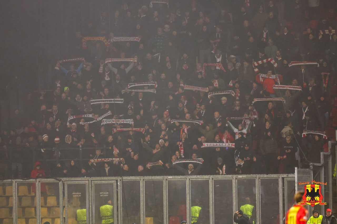 Uitpubliek - UEFA Europa League Go Ahead Eagles vs. VFB Stuttgart #gaevfb - Foto: Henny Meyerink