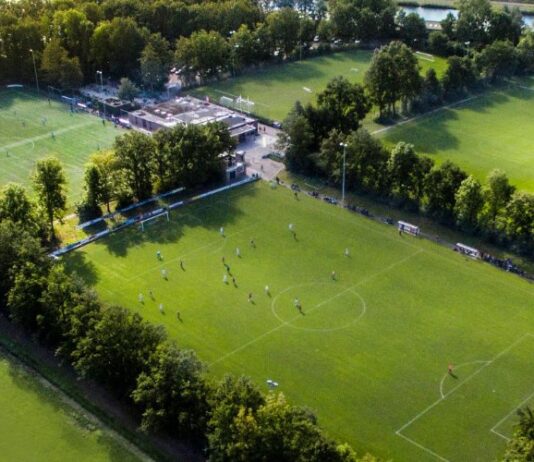 Helios wint na zwaar bevochten wedstrijd van Wilhelminaschool SV Wilhelminaschool