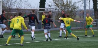 Sportclub Overwetering - SV Broekland | foto: Gerrit Krijt