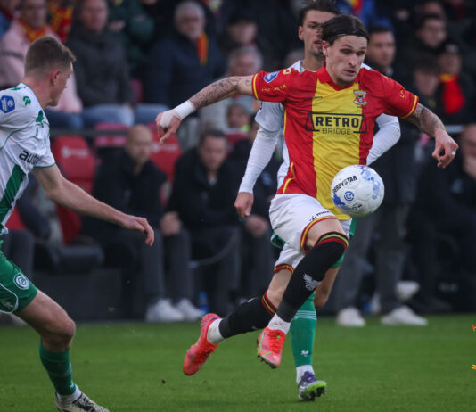 Go Ahead Eagles sluit waanzinnig voetbaljaar 2025 af met remise Go Ahead Eagles - FC Groningen | 21 december 2025 | www.deventervoetbal.nl | foto: Henny Meyerink