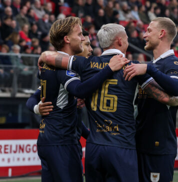 Adelaarsoog op AZ uit