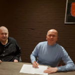 Mölder blijft hoofdtrainer van Sportclub Deventer: vertrouwen en continuïteit op de Zandweerd