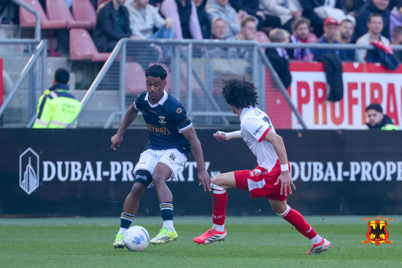 Jaden Slory in FC Utrecht vs. Go Ahead Eagles #utrgae - Foto: Henny Meyerink