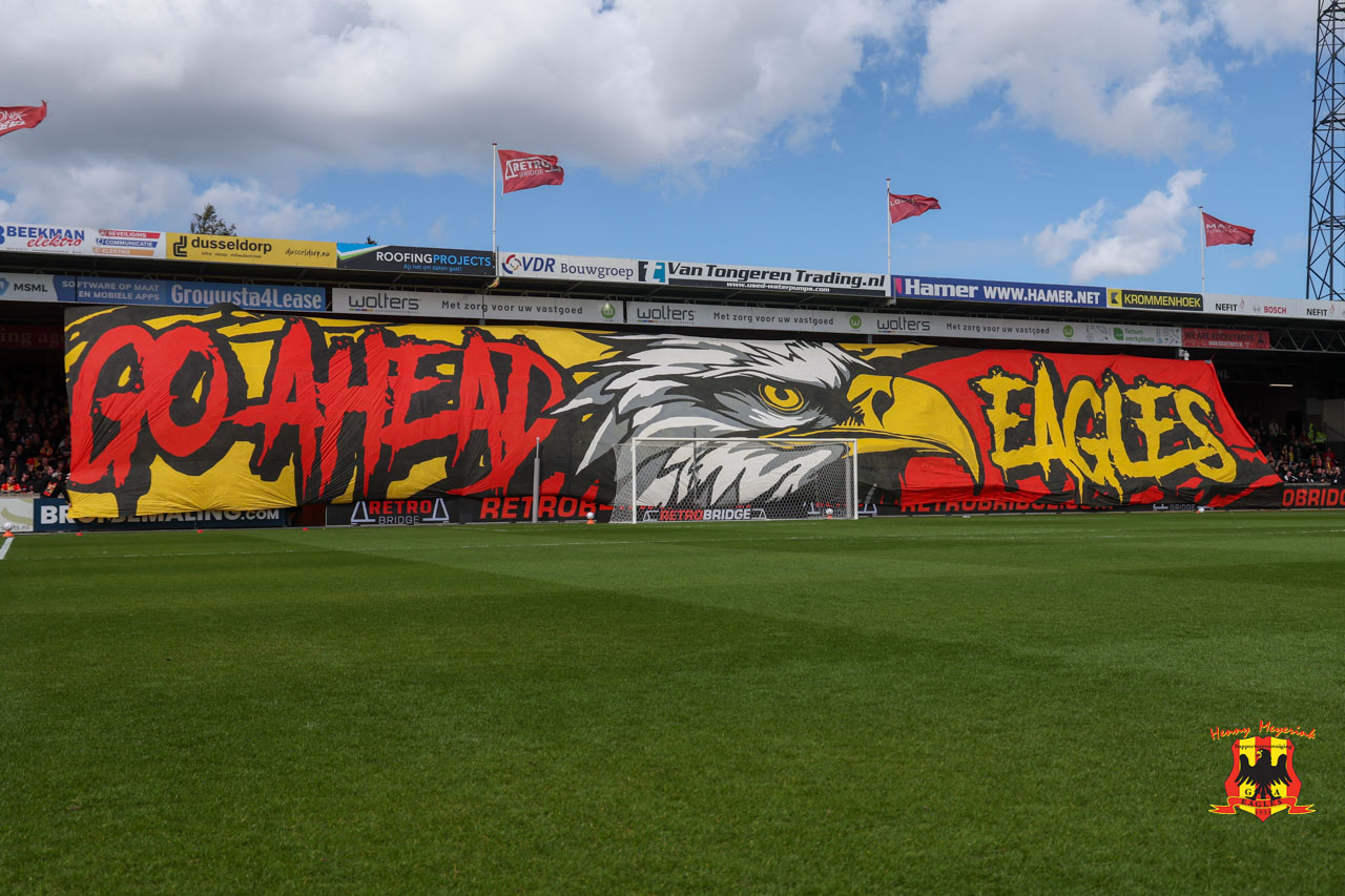 Spandoek ADHD voorafgaande aan de IJsselderby 05-04-2026 - Go Ahead Eagles vs. PEC Zwolle - Foto Henny Meyerink