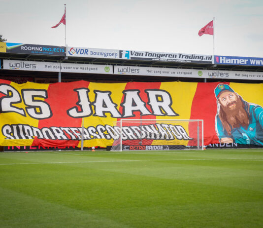 Landskampioen maat te groot voor Go Ahead Eagles Jan-Willem Klink (supporterscoördinator) is al 25 jaar verbonden aan Go Ahead Eagles