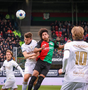 Adelaarsoog op NEC uit