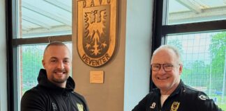 Rob Ton nieuwe hoofdtrainer van DVV Davo Rob Ton en Volkan Ince