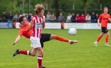 Voorwaarts - Enter | Björn Hogeslag in actie - foto Ronny te Wechel