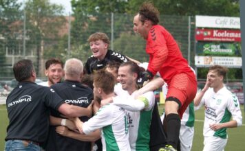 Overwetering naar finale nacompetitie VV Ruurlo - Sportclub Overwetering | foto: Alex Olthof