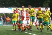 Een prachtige dag voor Sportclub Overwetering Sportclub Overwetering - VV Lemelerveld | foto: Nicole de Ruig