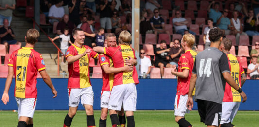 Oosting ziet eerste contouren van zijn Go Ahead Eagles