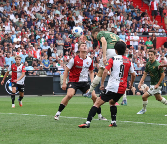 Gehavend Go Ahead Eagles stunt met punt in de Kuip