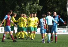 FC RDC verliest eerste competitiewedstrijd in Olst Overwetering - FC RDC | foto: Gerrit Krijt