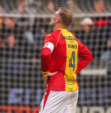 Knotsgek foutenfestival houdt Go Ahead Eagles en Sparta in evenwicht