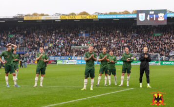 Go Ahead Eagles volledig aftroefd door PEC Zwolle