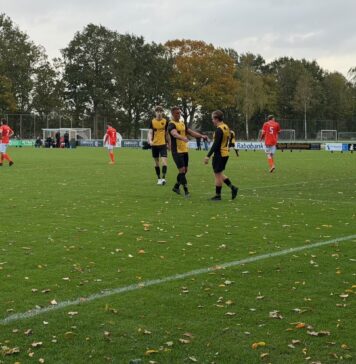 Dominant vv Diepenveen boekt ruime uitzege op Emst Emst - Diepenveen