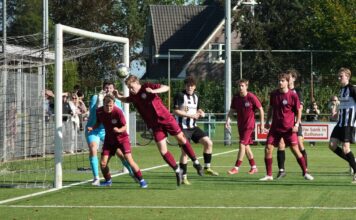 ABS strijdt maar ziet Schalkhaar in slotfase ontsnappen ABS - Schalkhaar | foto: Rutger Deuzeman